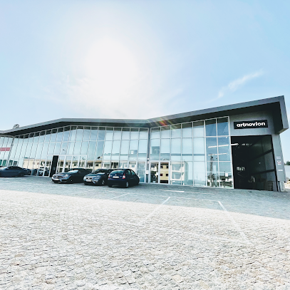 Loja de ferragens Artnovion LDA