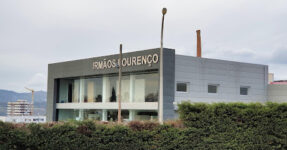 Loja de ferragens Irmãos Lourenço - Materiais de Construção