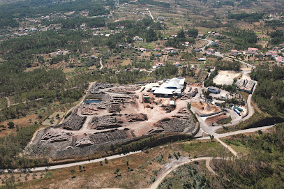Loja de ferramentas Pinhoser - Indústria de Madeiras da Sertã