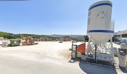 Loja de ferragens Maria Aurisia Longa Oliveira-Materiais De Construção, Lda.