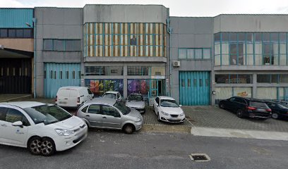 Loja de ferragens Emdipra - Comércio De Tintas E Equipamentos, Lda