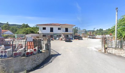 Loja de ferragens Gomes Cerqueira e Filhos,Lda